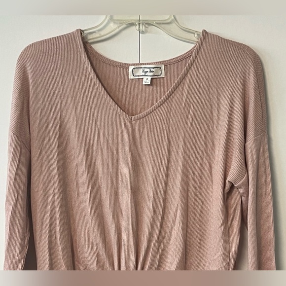 Hippie Rose light pink long sleeve top. Size Small. Soft and lightweight. - Picture 9 of 9